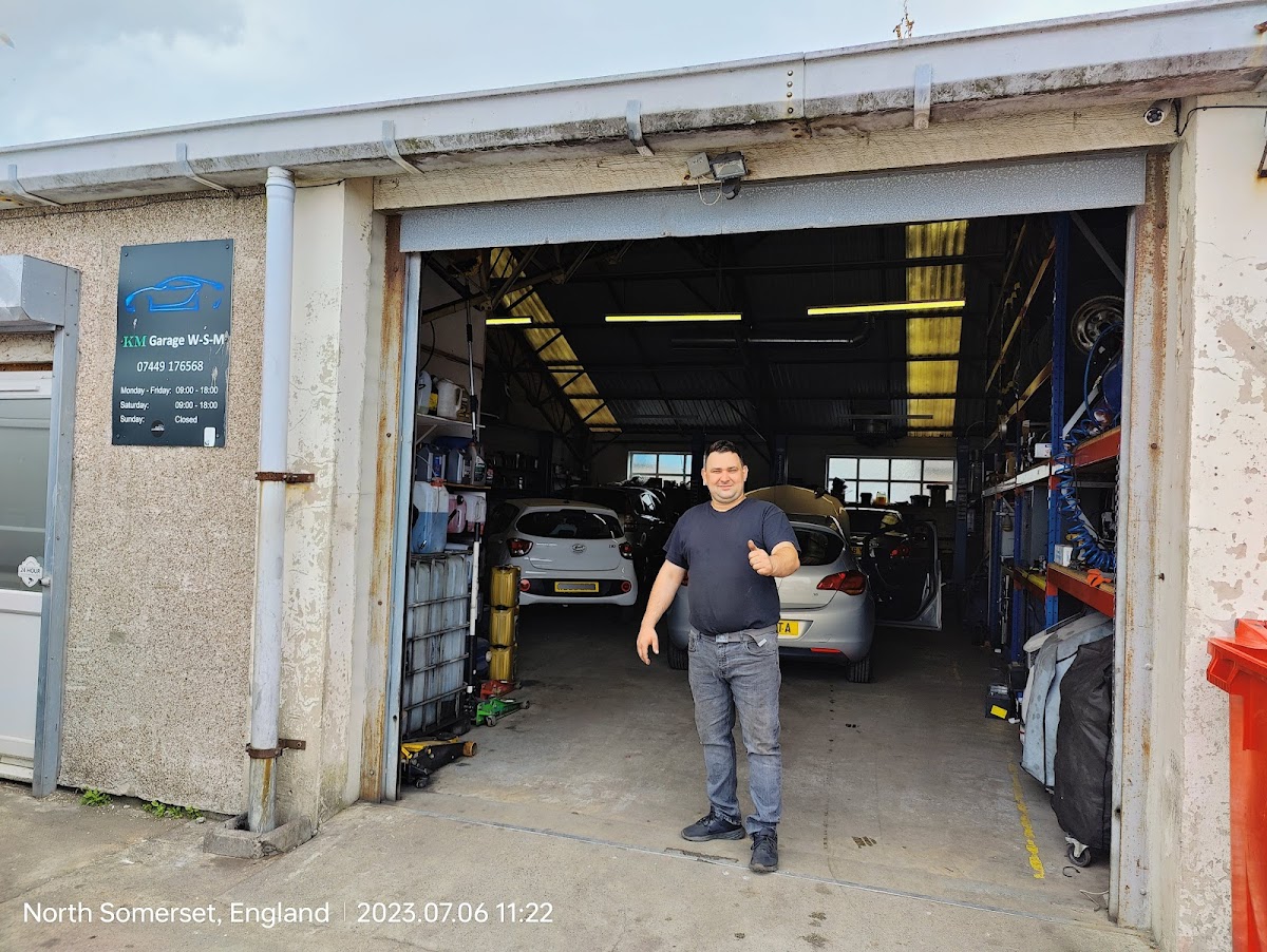 KM Garage