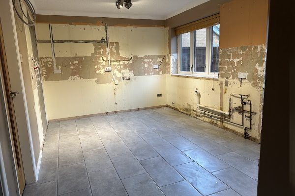 Lucas Tiling