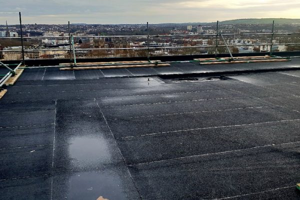 Hunt’s Roofing