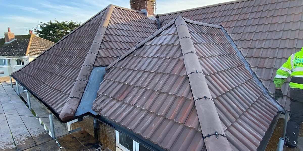 D J Thomas & Son Roofing
