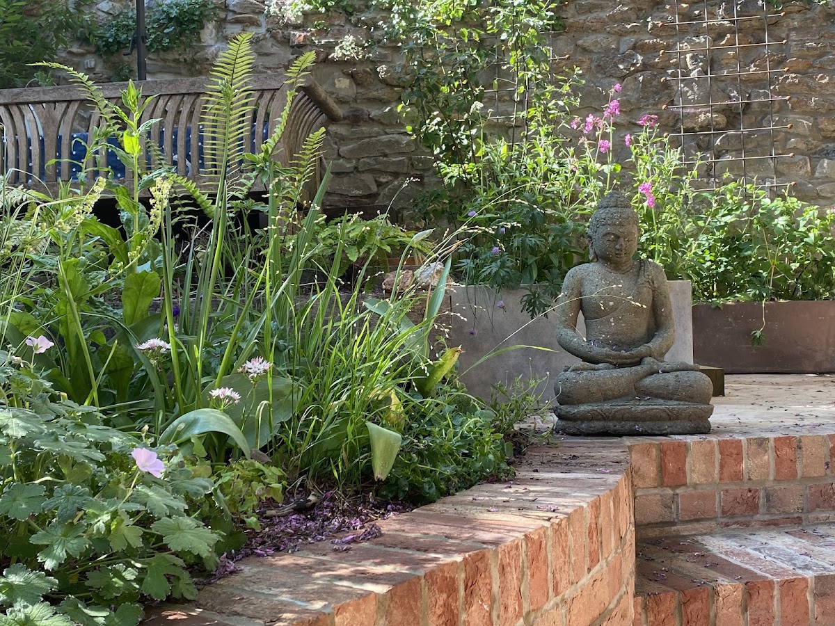 Charlotte Hastings Garden Design