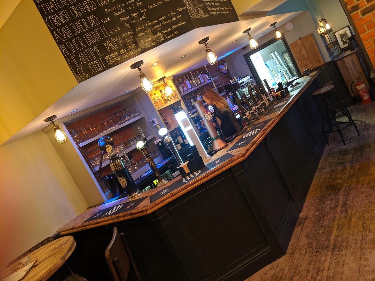 Fork ‘n’ Ale Taproom & Kitchen
