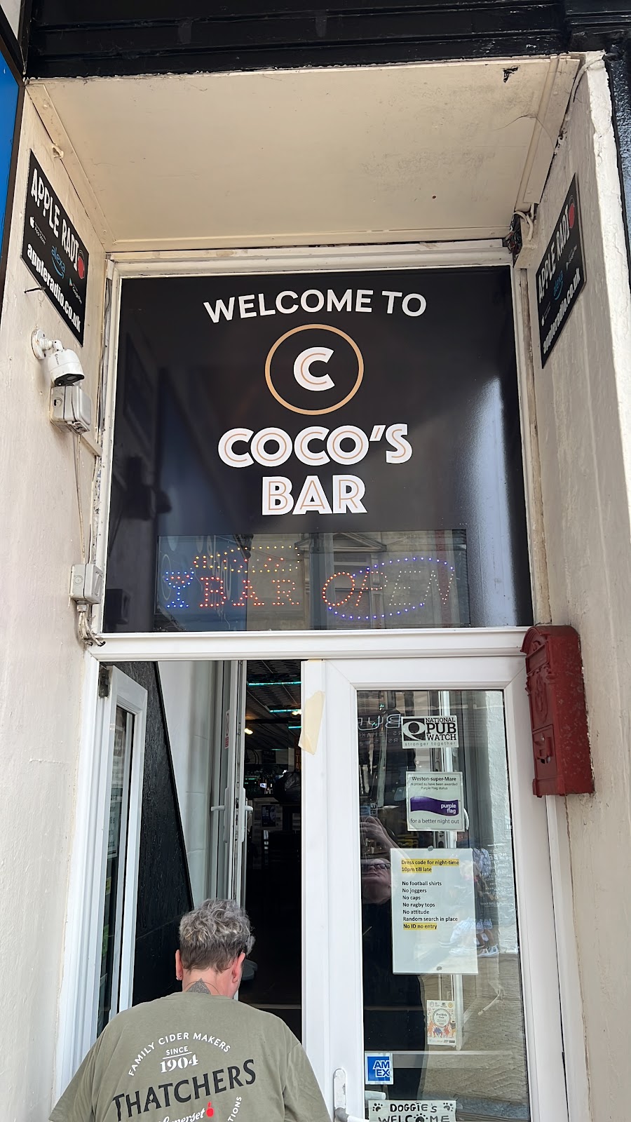 Coco’s Bar