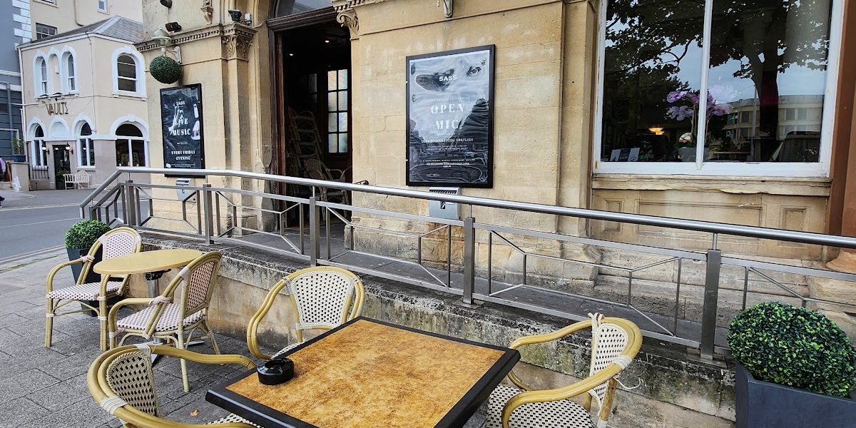 Sass Cafe & Bar