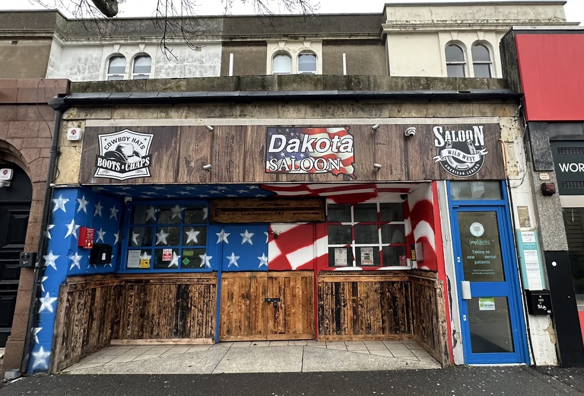 Dakota Saloon