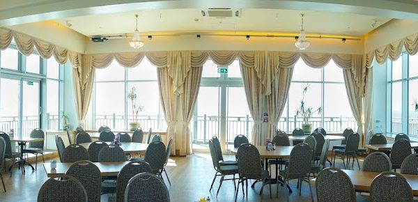 Tiffanys Restaurant