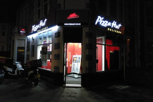 Pizza Hut Weston Super Mare Churchill Rd