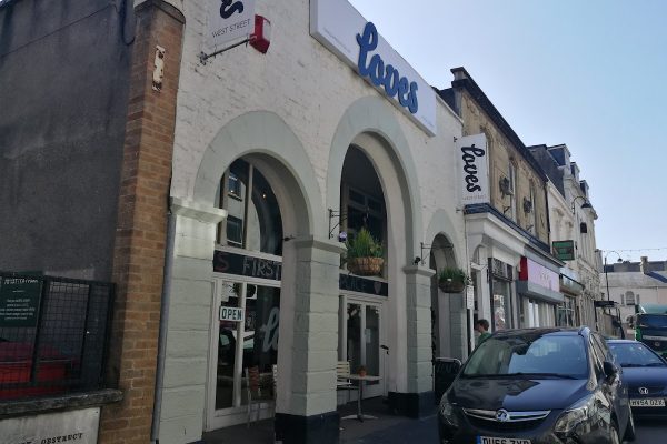 Loves Cafe
