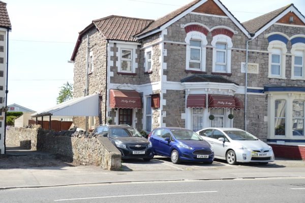Holly Lodge