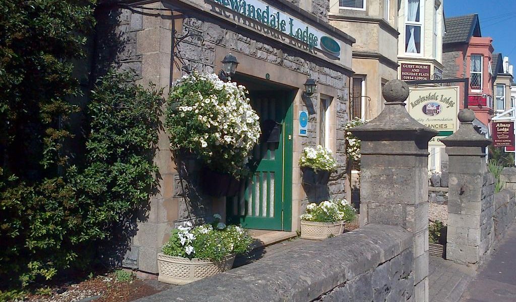 Lewinsdale Lodge