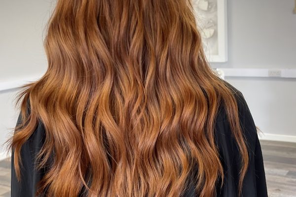 BLOND.