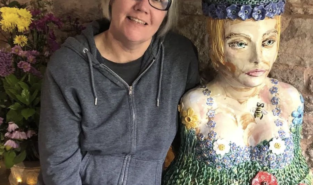 RENÉE KILBURN CERAMICS