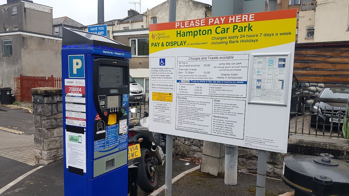 Hampton Car Park (Pay & Display)