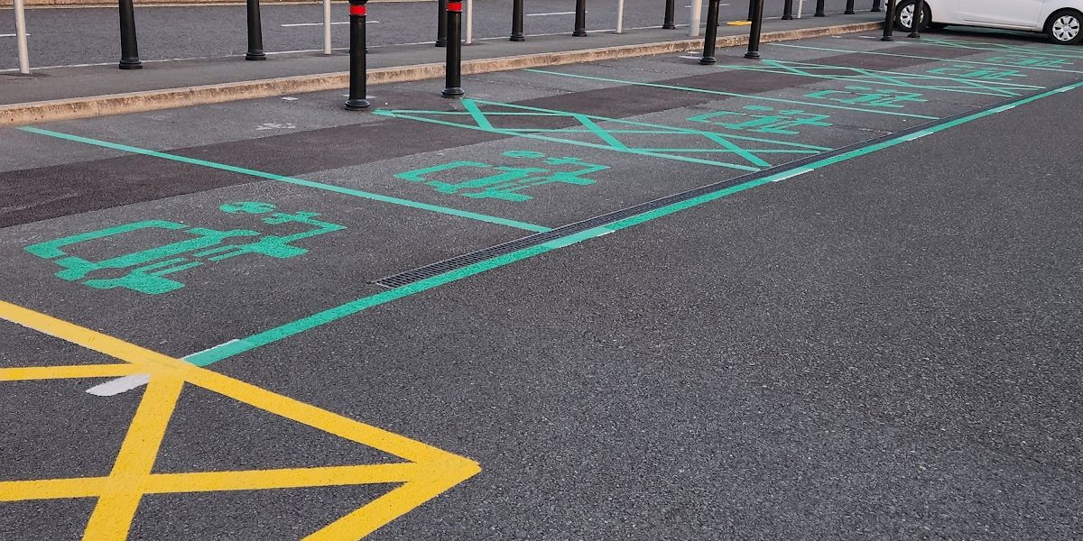 Worle Parkway Diamond Batch car park