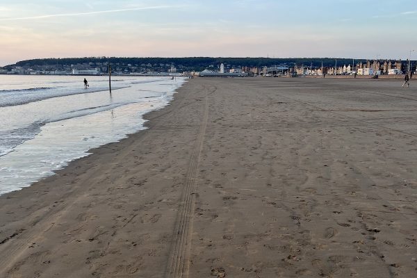 Clifton Sands Beach Car park