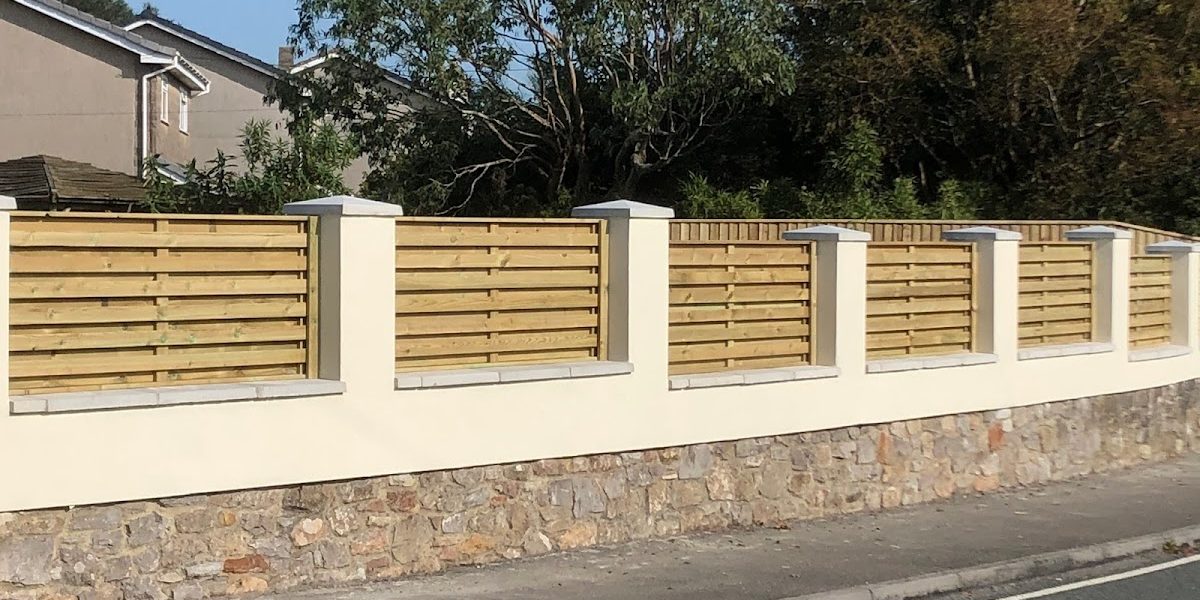 Banfield fencing and Landscaping