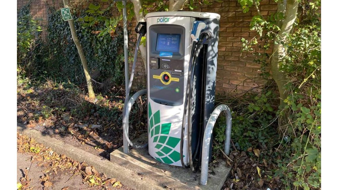 bp pulse Charging Station
