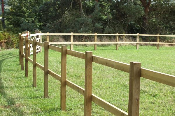 S B Fencing Contractors Ltd