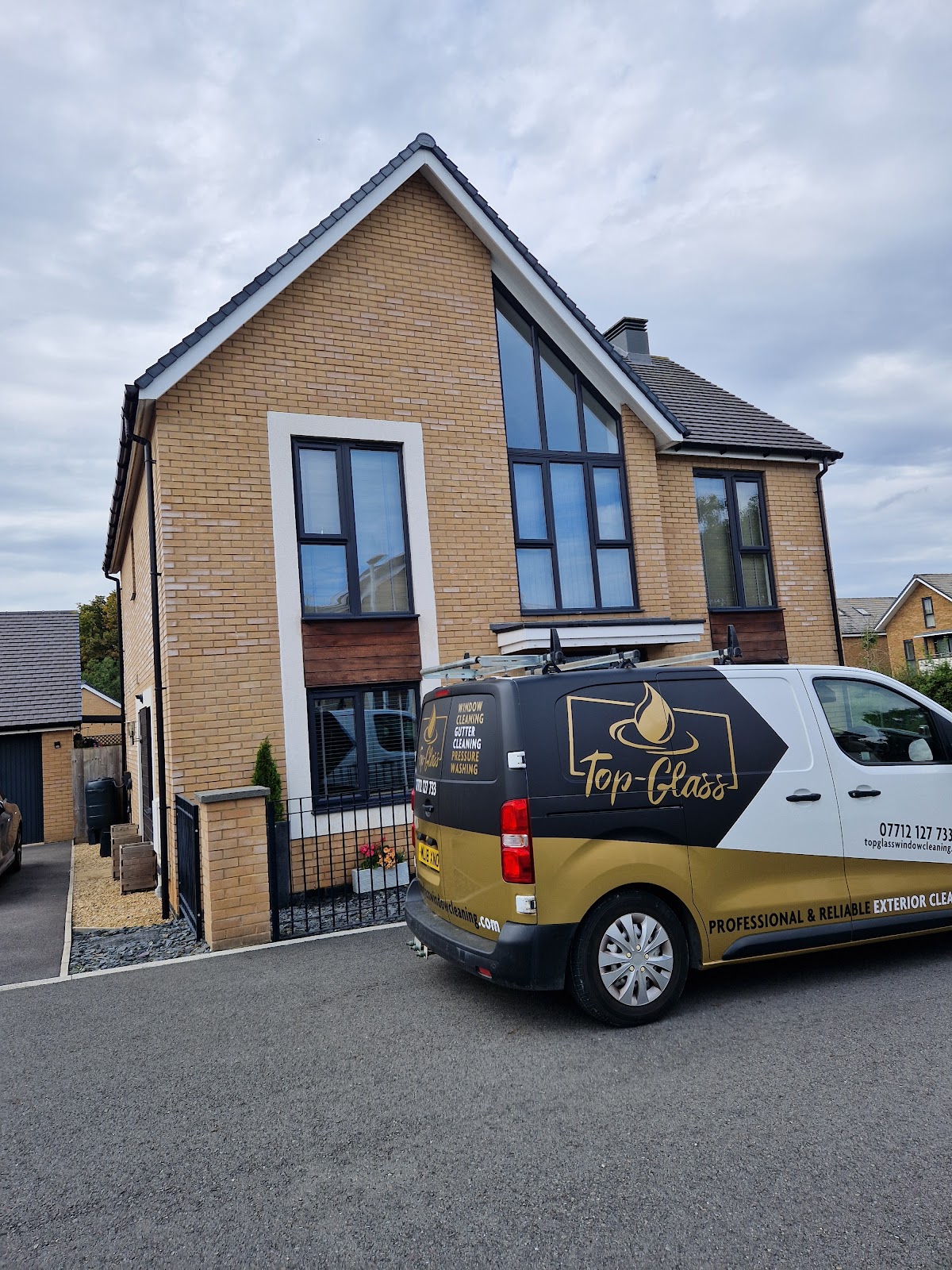 Top Glass Exterior Cleaning Ltd