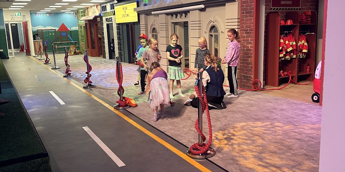 Little Town Adventures – Award-Winning Role-Play Town for Children