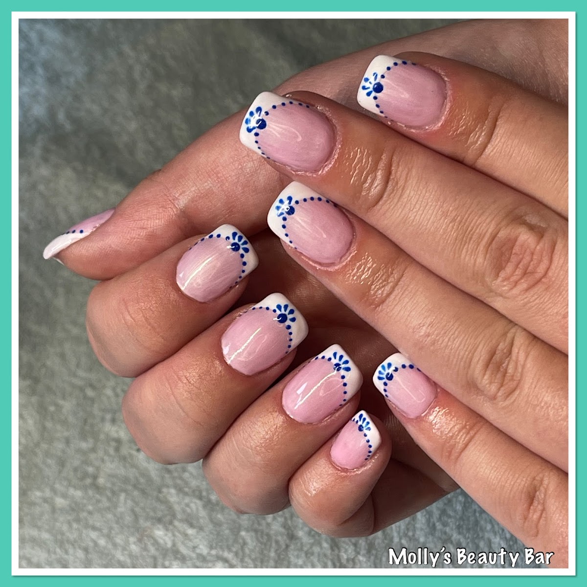Molly’s Beauty Bar