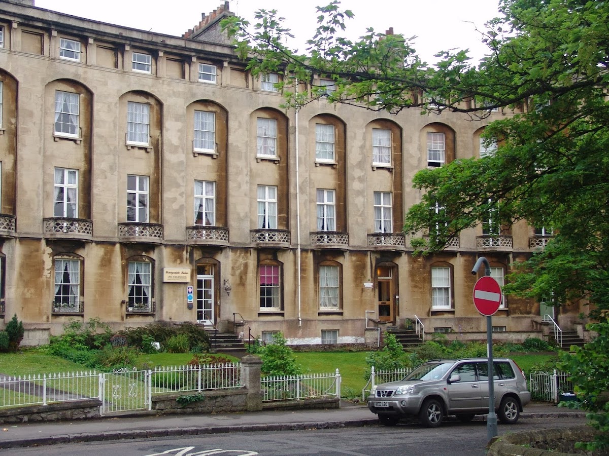 Martyndale Suites