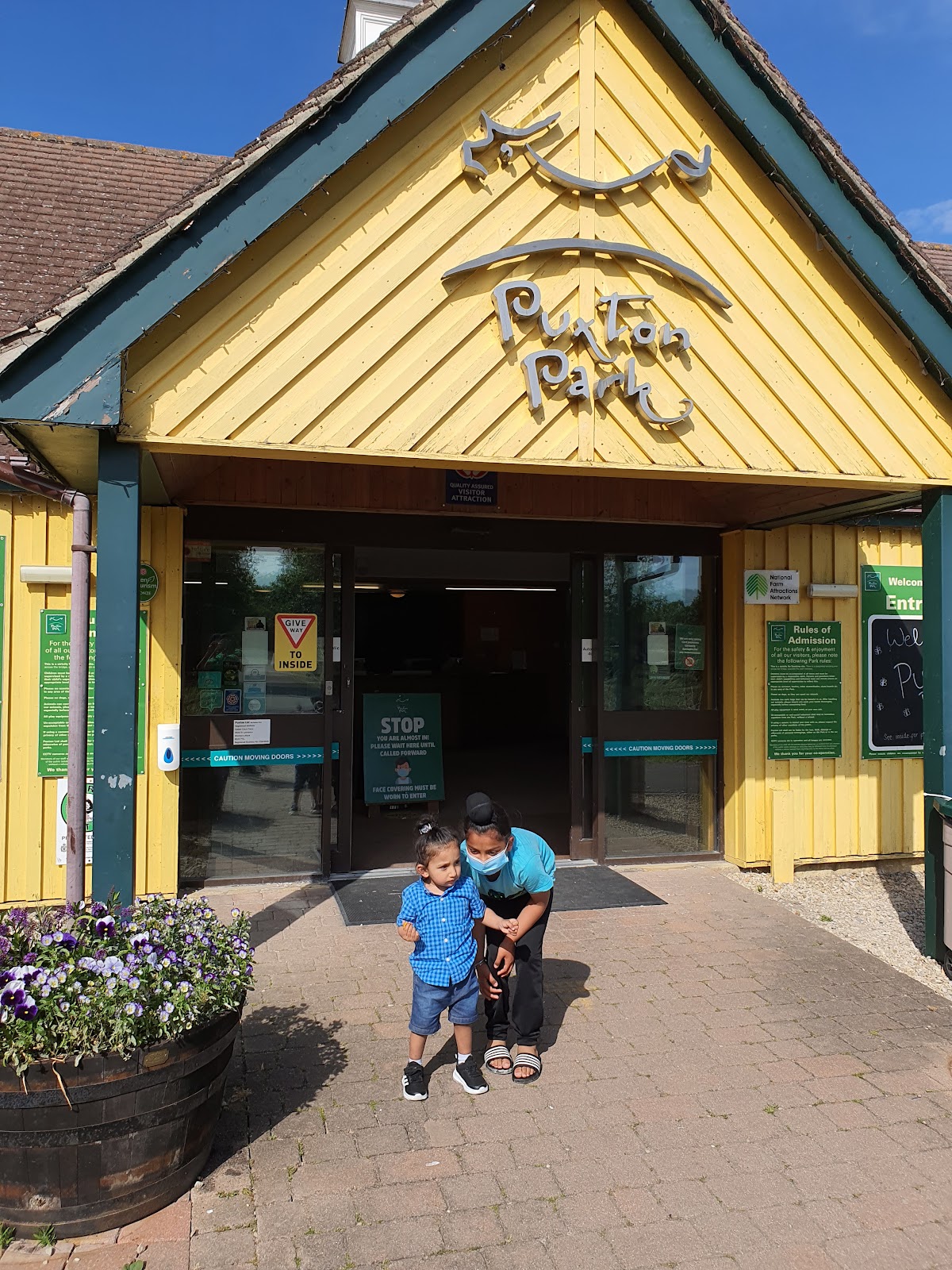 Puxton Farm Shop and Butchers