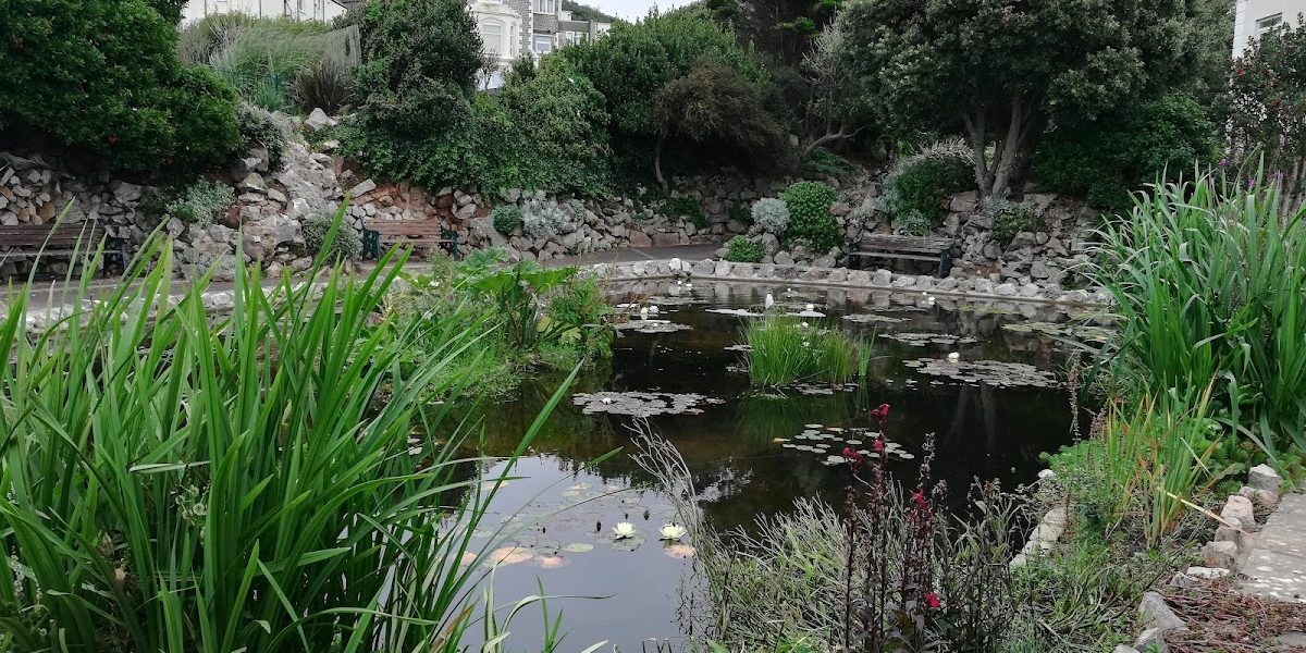 Prince Consort Gardens