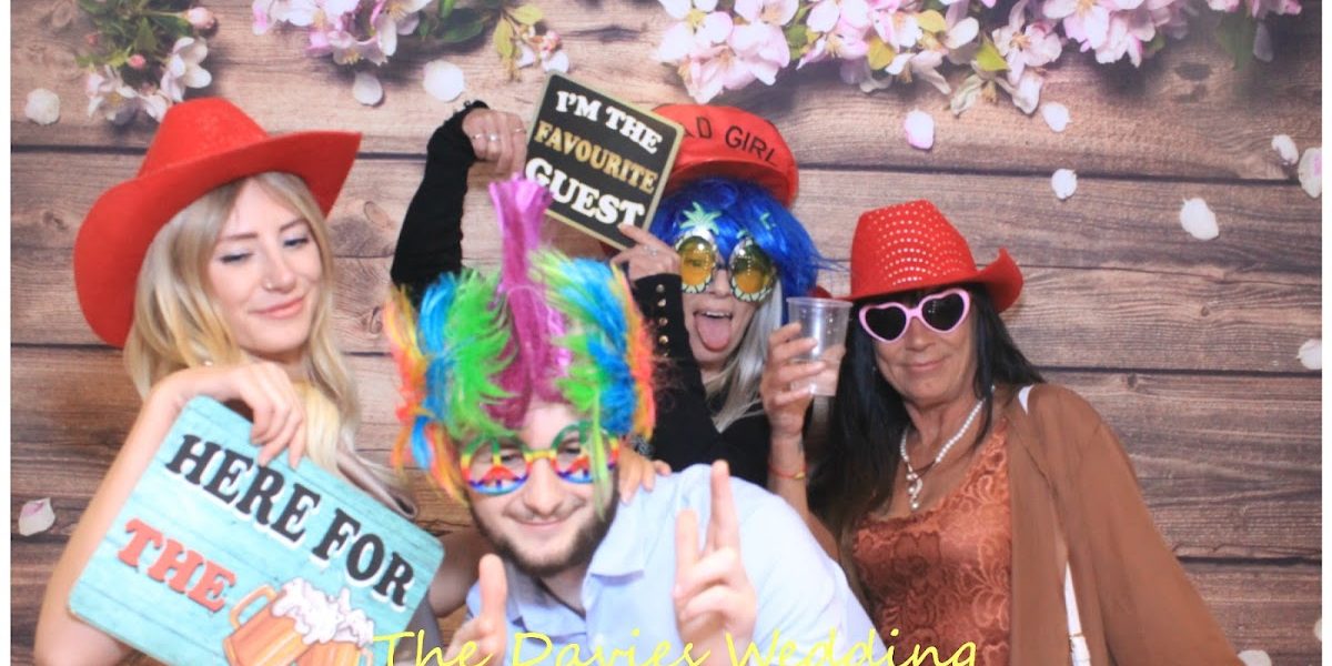 UK Magic Mirror Hire
