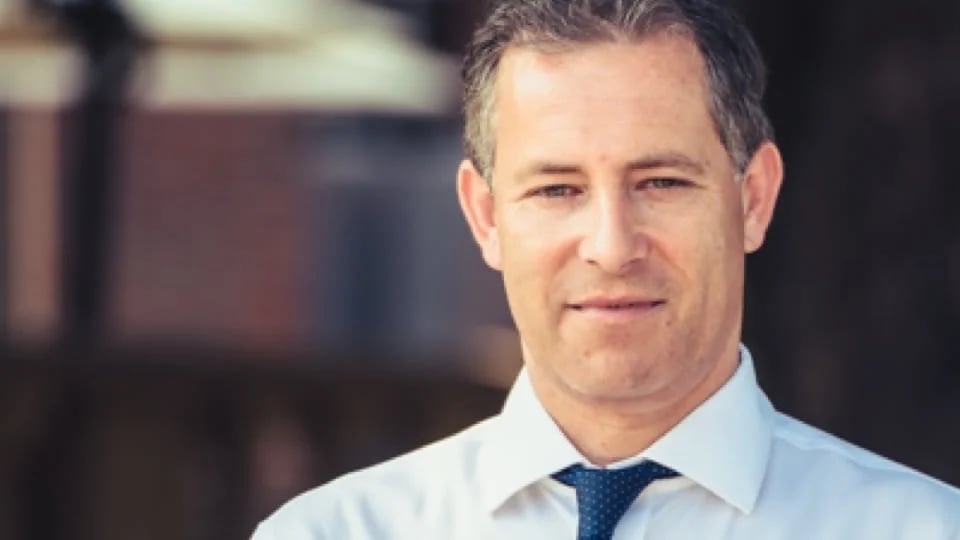 Paul D Nurton Accountant & Statutory Auditor