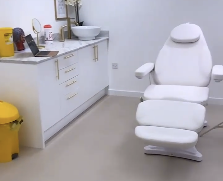 RR AESTHETIC CLINIC LTD