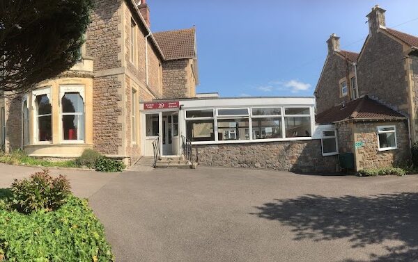 Earlfield Lodge Care Home (Weston-super-Mare)